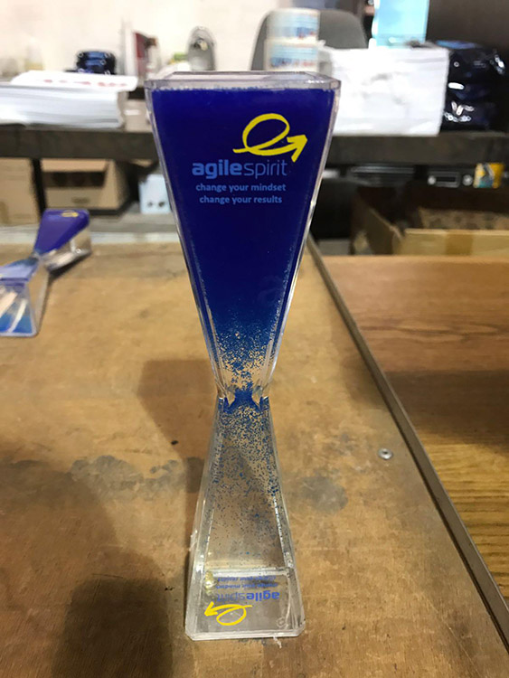 ספלים וכוסות ממותגים